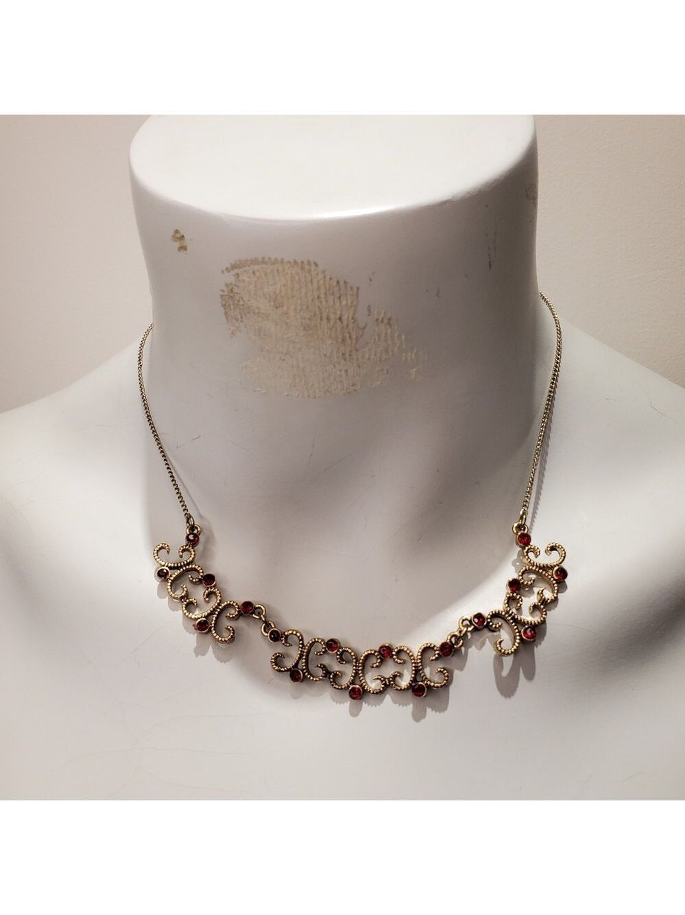 Dark Ruby Rinestone Necklace - Picture 2 of 2
